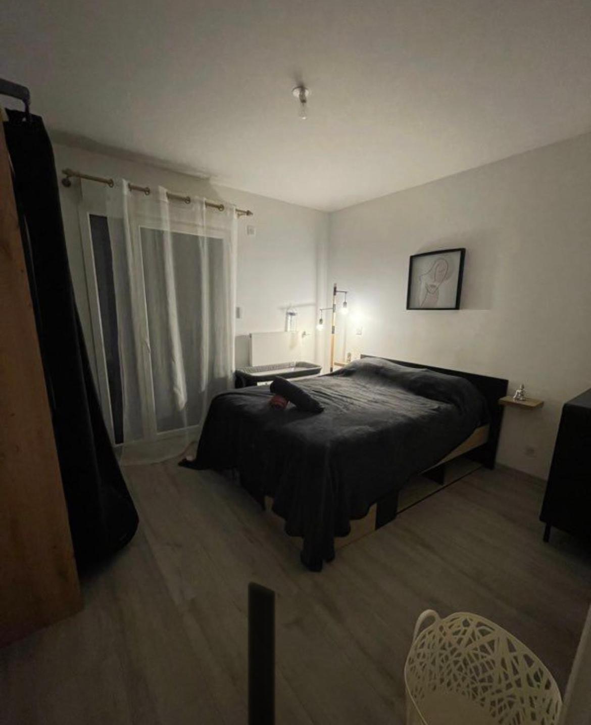 Pleasant Garden Apartment ดูแวนน์ ภายนอก รูปภาพ