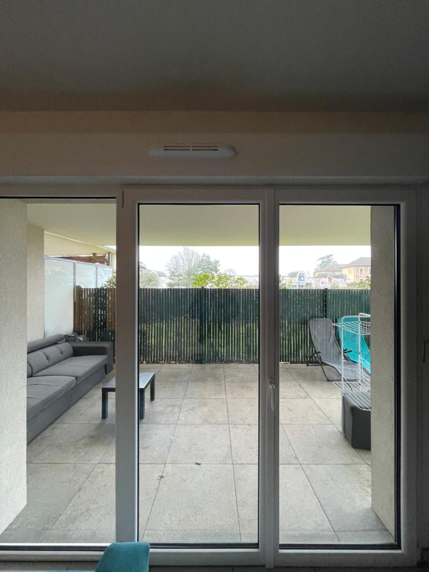 Pleasant Garden Apartment ดูแวนน์ ภายนอก รูปภาพ