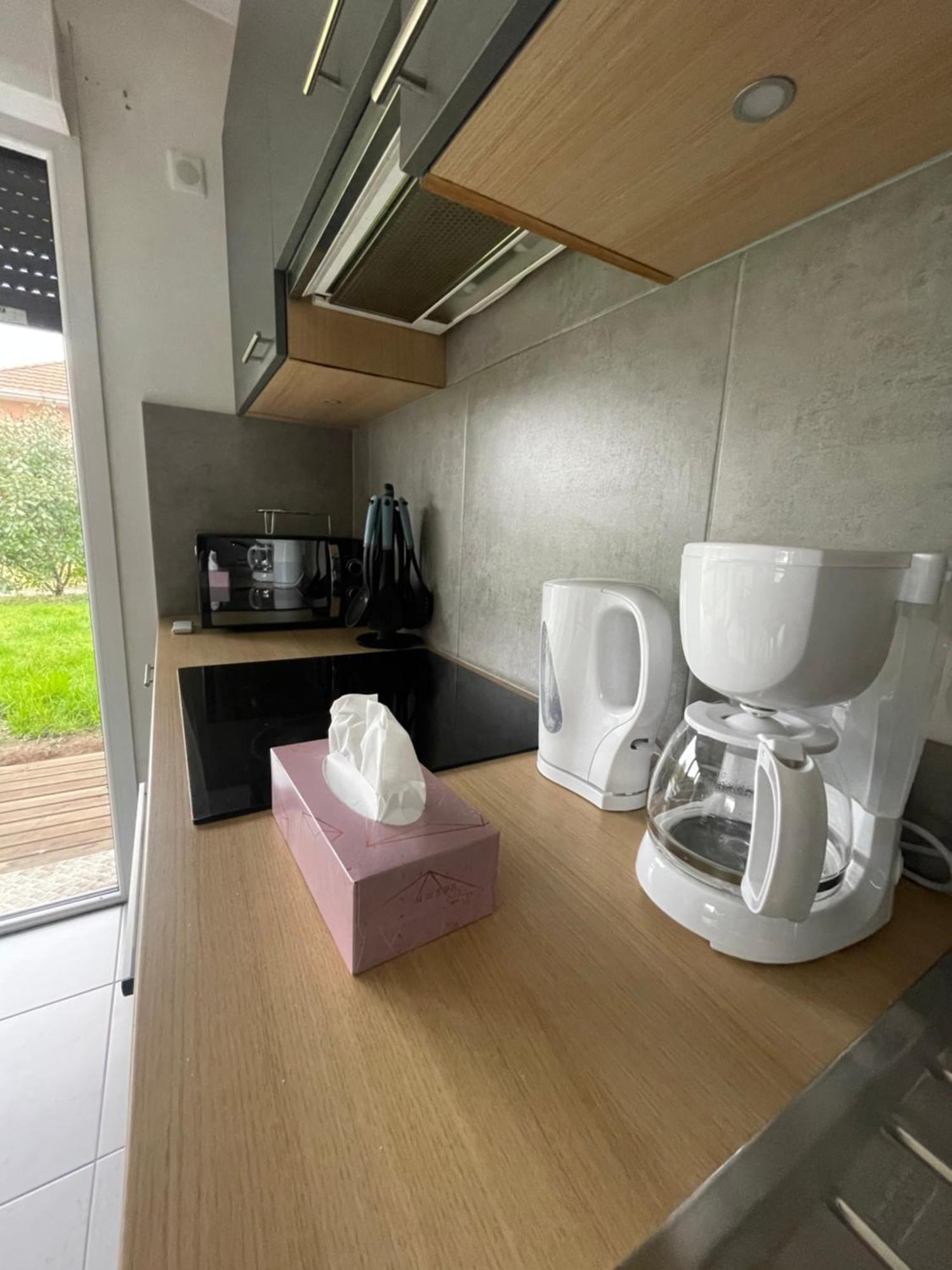 Pleasant Garden Apartment ดูแวนน์ ภายนอก รูปภาพ