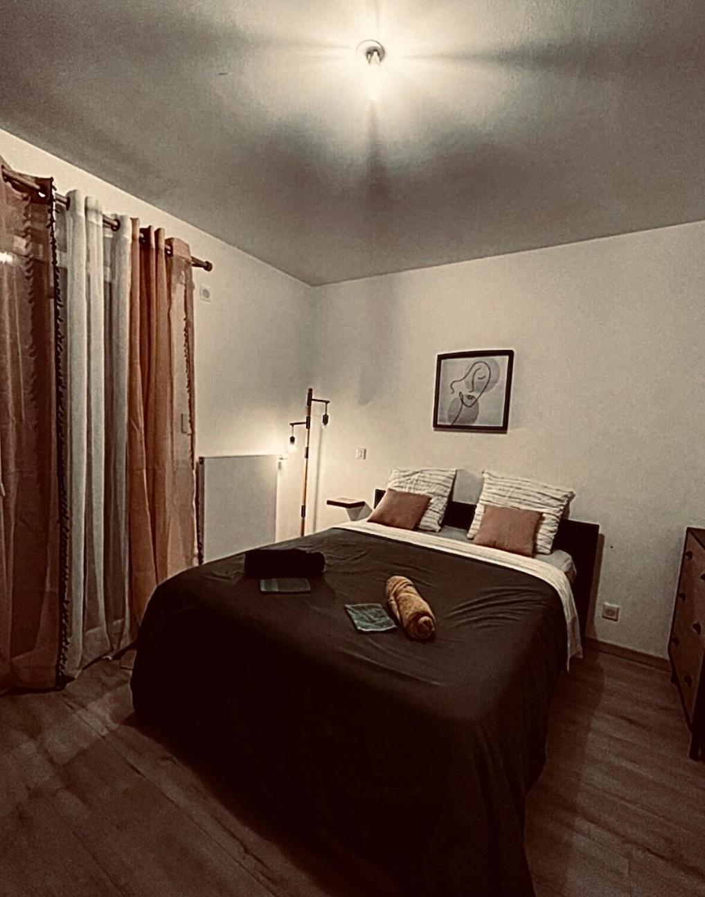 Pleasant Garden Apartment ดูแวนน์ ภายนอก รูปภาพ
